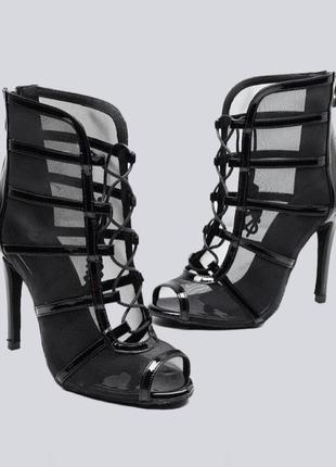 High heels туфлі підбори хілс з лаковими вставками, підбори 7,5 та 10 см