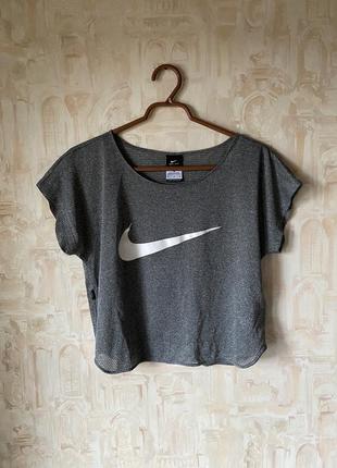 Футболка dri-fit flyknit nike
