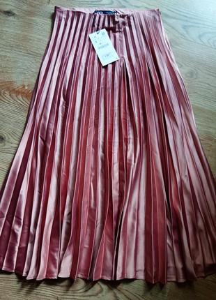 Трендовая юбка-плиссе пудрового цвета zara(original).9 фото