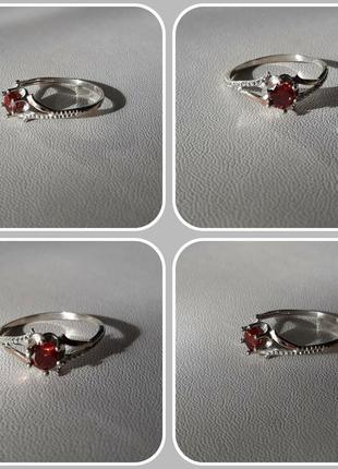 🫧 18.5  размер кольцо серебро с золотом цирконий красный4 фото