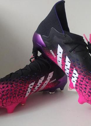 Оригінальні бутси adidas predator freak.1 fg fw72414 фото