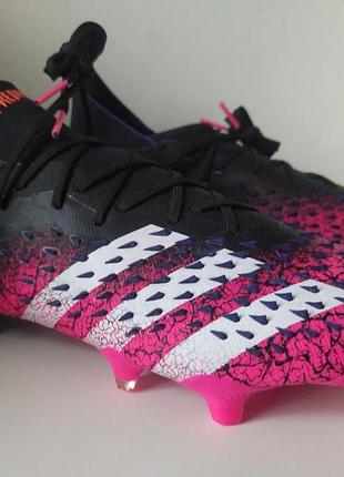 Оригінальні бутси adidas predator freak.1 fg fw7241