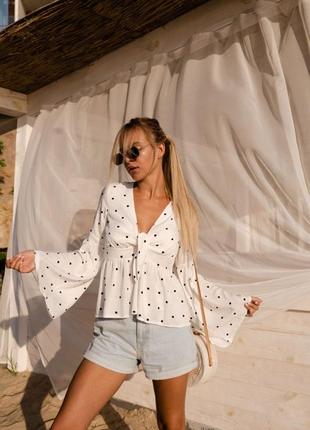 Блуза в горошок