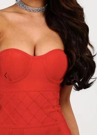 Стильна яскрава червона бандажна сукня бюстье на молнії s