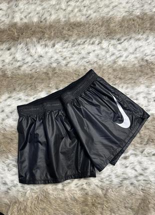 Оригинальные шорты nike