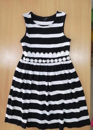 Платье на девочку