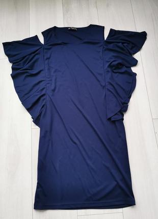 Интересное женское платье