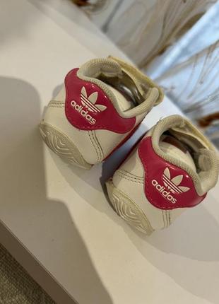 Детские кроссовки adidas оригинал1 фото