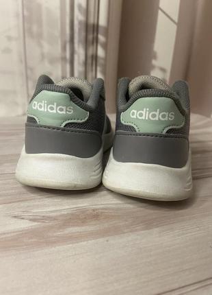 Детские кроссовки adidas🌿 22р5 фото