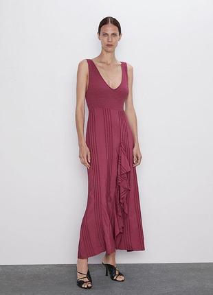 Оригинальное платье