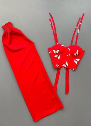 Женский невероятный стильный легкий летний костюм красные брюки с красным топом с белыми бабочками.1 фото