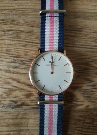 Годинник daniel wellington2 фото