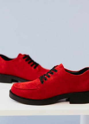 Замшеві туфлі на шнурівці - якісно, зручно та вишукано1 фото