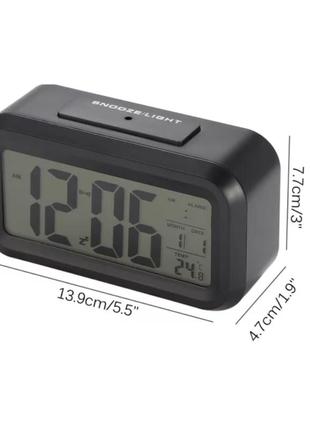 Електронний годинник/будильник led з великим екраном, розумною підсвіткою і термометром