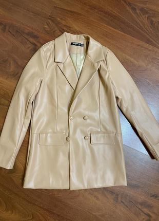 Новый кожаный женский пиджак с/ 42-44 размер zara moschino