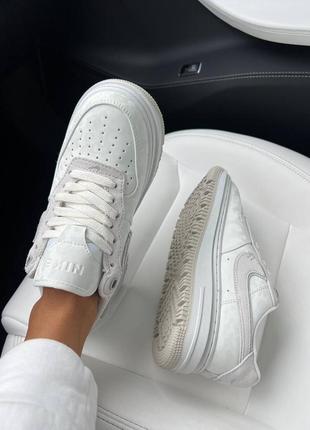 Красивейшие женские кроссовки nike air force 1 luxe summit white camo белые4 фото