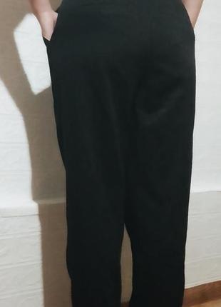 Чорні брюки з високою талією, ременем, кишенями3 фото