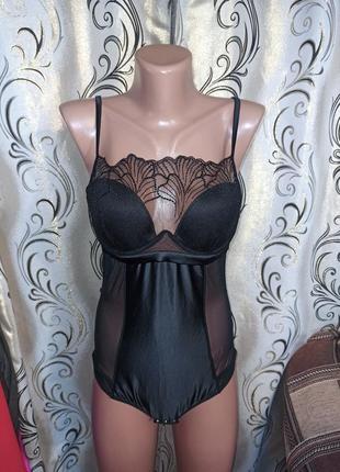 Вишукане боді з сіточки з мереживом