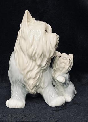Фарфоровая статуэтка собака йоркширский терьер john jenkins япония