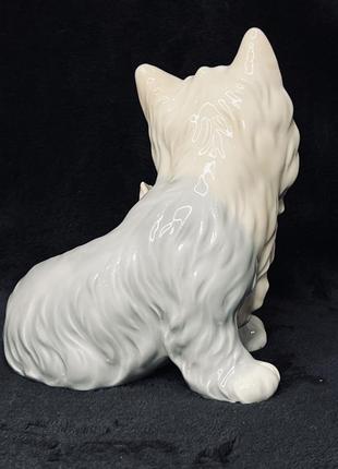 Фарфоровая статуэтка собака йоркширский терьер john jenkins япония