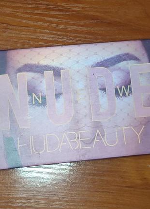 Палентка теней huda beauty hude