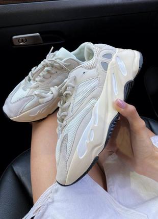 Кроссовки adidas yeezy 700analog10 фото