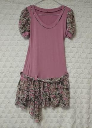 Легкое трикотажное платье с шифлоновыми рюшами