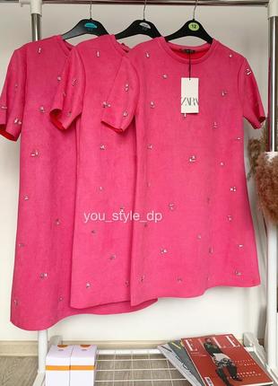 Женское розовое короткое платье со стразами зара zara 5070/64710 фото