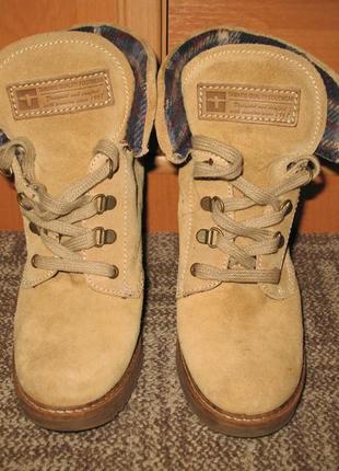 Ботильйони фірмові, натур. нубук, 37-й розмір