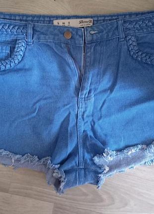 Джинсовые шорты