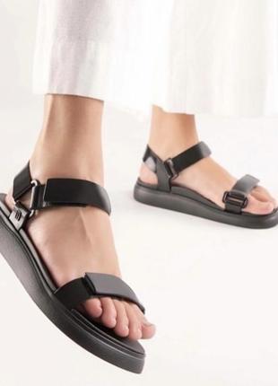 Сандалі melissa. оригінал.