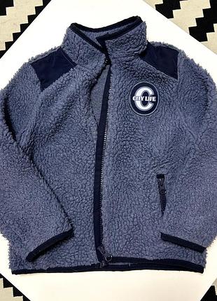 Дуже тепла кофта на замку