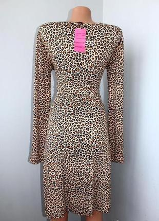 Стильное платье миди на запах в мелкий леопардовый принт, 46.2 фото