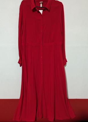 Длинное красное платье из вискозы на пуговицах4 фото