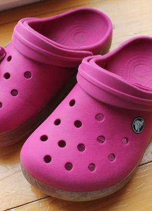 Популярна літнє взуття сандалі, сабо в незвичайному дизайні crocs j2 (33,34)