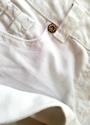 Белые джинсовые шортики с совушкой4 фото