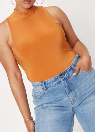 Обтягивающий боди.