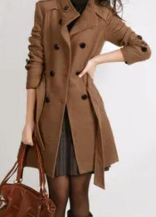 Стильне пальто демісезонне 44-46 розмір