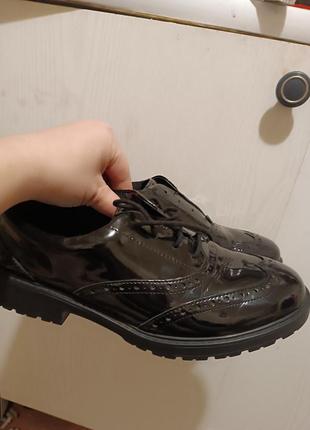 Броги clarks, женская обувь