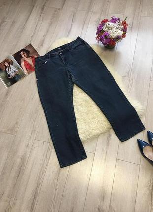 Сині джинси класичного кольору та фасону/джинси батал