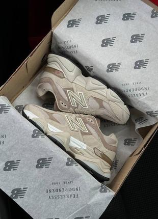 Жіночі кросівки new balance 9060 beige sand5 фото