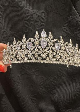 Весільна діадема