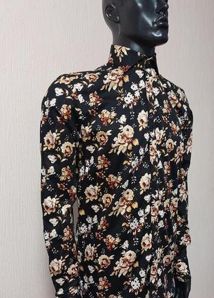 Яркая хлопковая рубашка прямого кроя в цветочный принт swade british designed4 фото