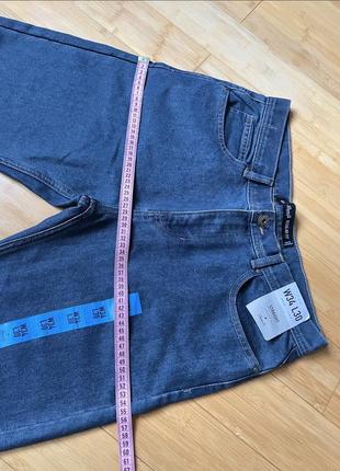Классические голубые джинсы5 фото