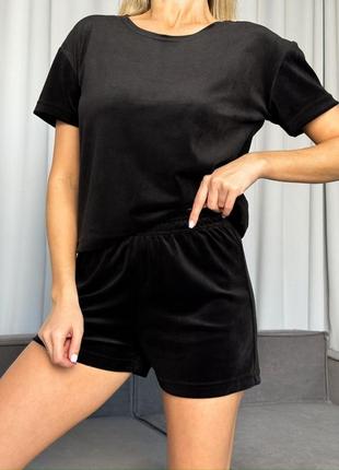 Костюм домашний (пижама) женский (шорты+футболка) велюр-спорт 40-62 черный2 фото