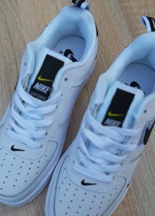 Чоловічі кросівки nike air force 1 low white black найк форс білого з чорним кольорів5 фото