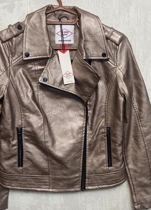 Продам трендову куртку жіночу розмір lee cooper