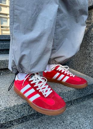 Adidas gazelle x gucci red/white♥️