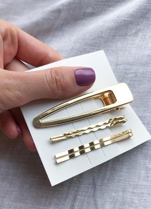 Комплект заколок