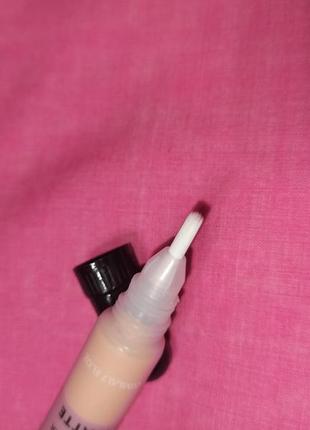 Классный матовый консилер для лица тон 101